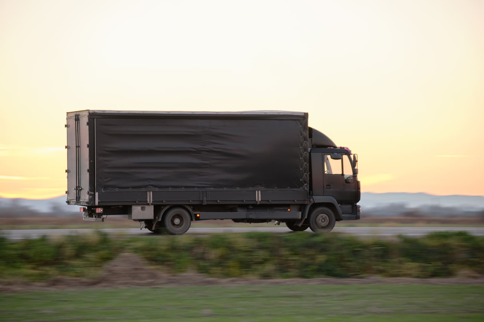Samochód zastępczy Iveco Daily Laweta z OC sprawcy